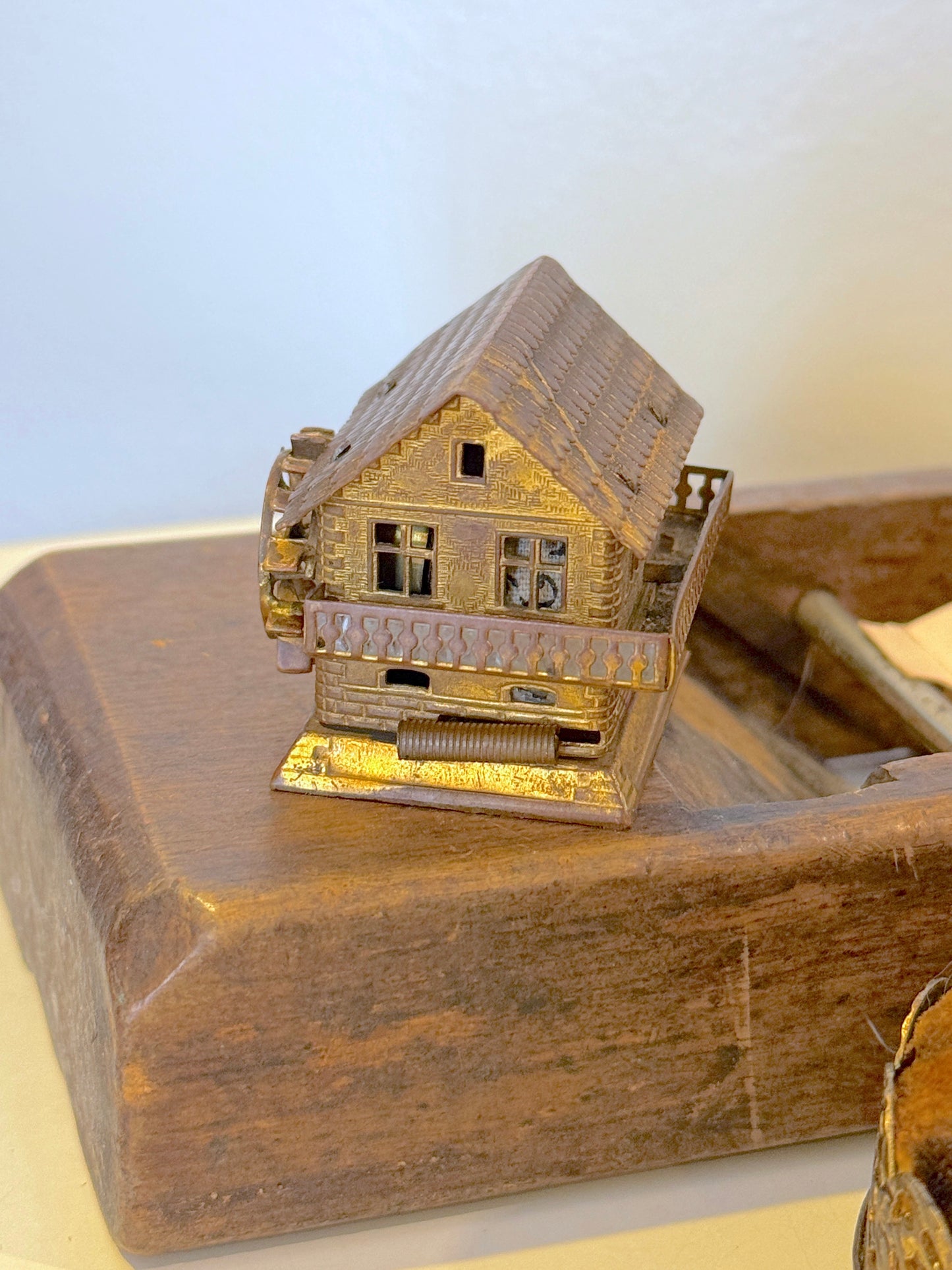 Watermill Tape Measure (Brass)